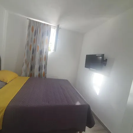 Apartman Amama Brodarica