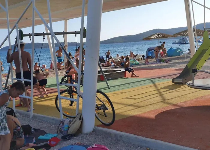 Amama * Brodarica (Sibenik-Knin)